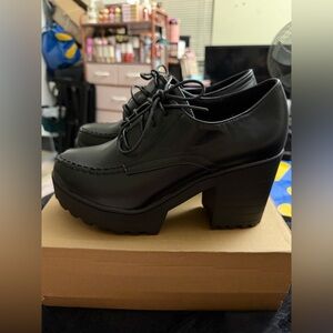 Smodem Black Platform Oxford Pumps Chunky Heel US 10 EU 43 New